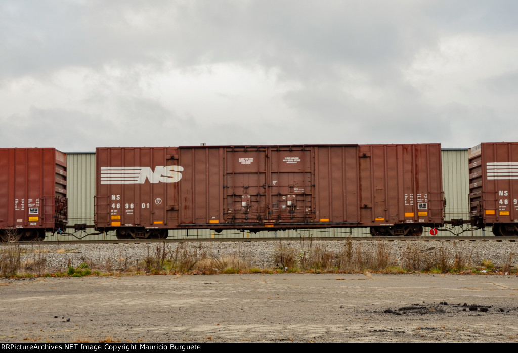 NS Box Car